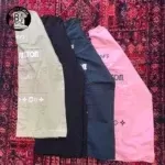تیشرت مردانه قواره باکسی مخصوص استایل شهری که با انواع شلوار جین و اسلش به سادگی ست می‌شود و به دلیل برش آزاد، راحتی فوق‌العاده‌ای را در هنگام حرکت فراهم می‌کند.